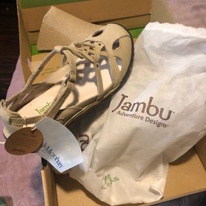 Jambu Mary Janes